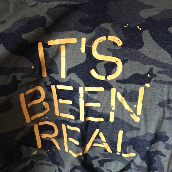 American Eagle Camo Long Sleeve - Picture 2 of 3